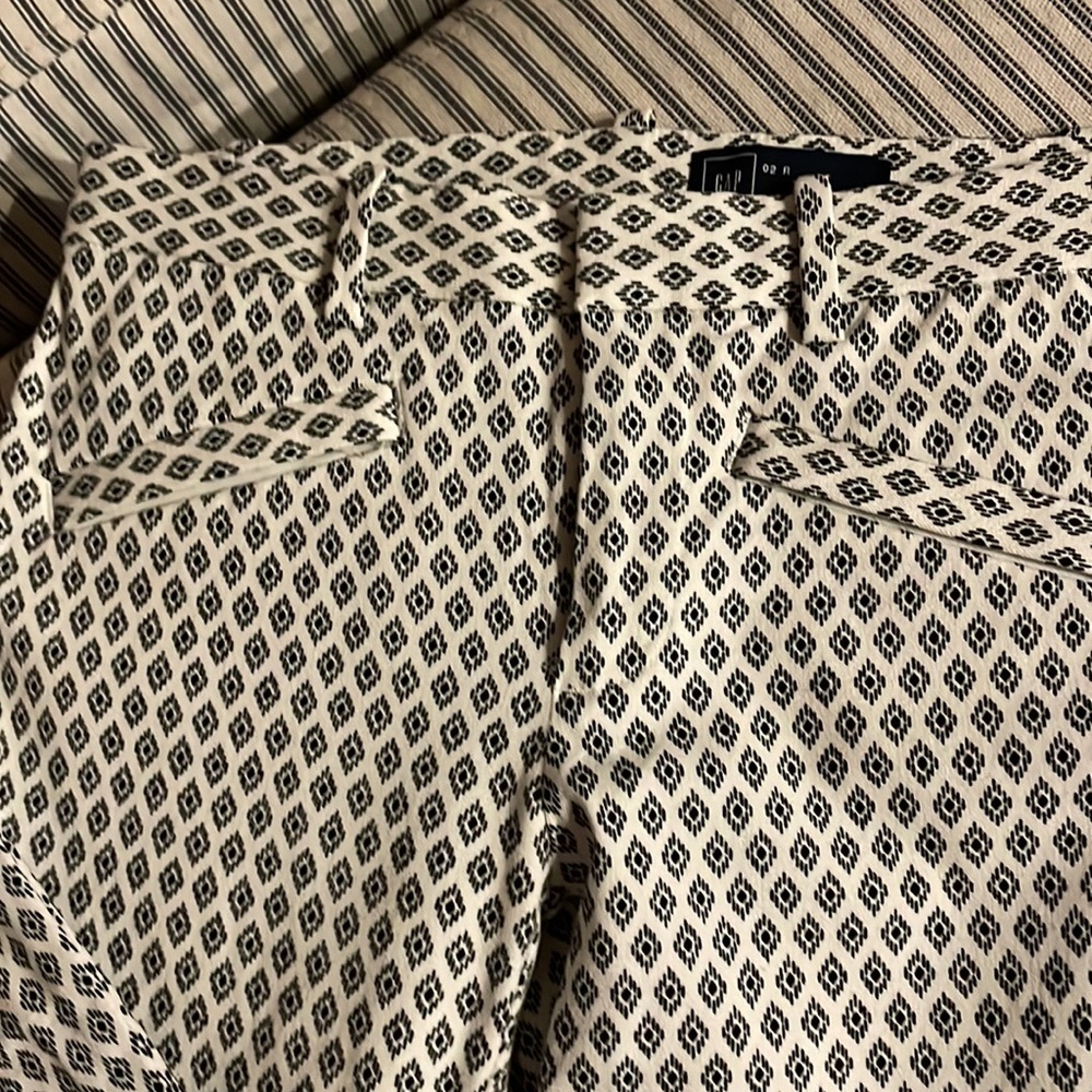 GAP pants size 2Regular - Picture 3 of 5